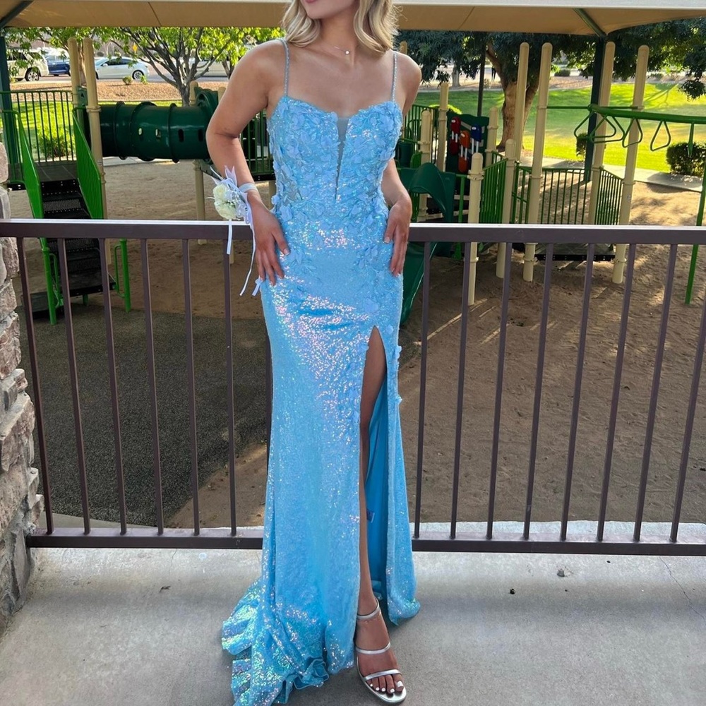 ellie wilde prom dress